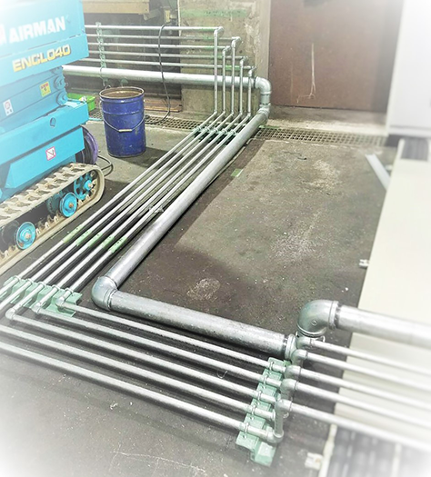 配管作業風景 配管作業風景